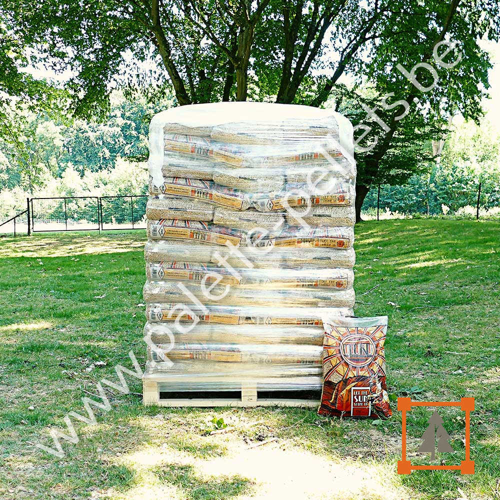 palette pellets kindling uluru 01